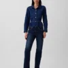 Jeans med medelhög midja och rakt snitt