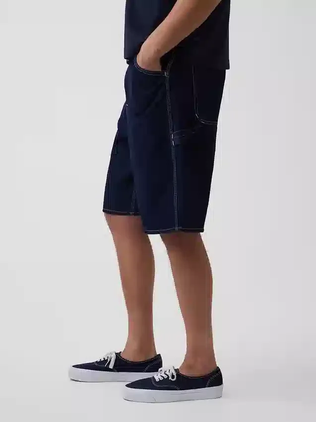 10,5" Baggy denimshorts i snickarstil