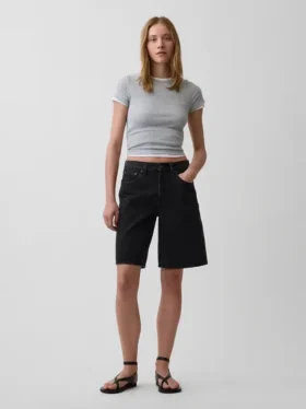 11" långa jeansshorts med medelhög midja