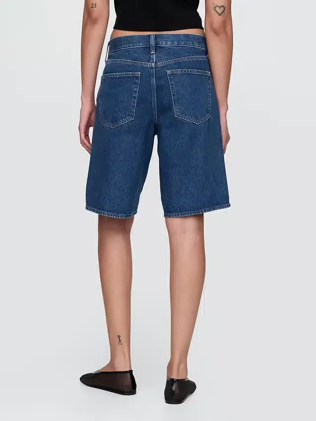 11" långa jeansshorts med medelhög midja