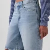 11" långa jeansshorts med medelhög midja
