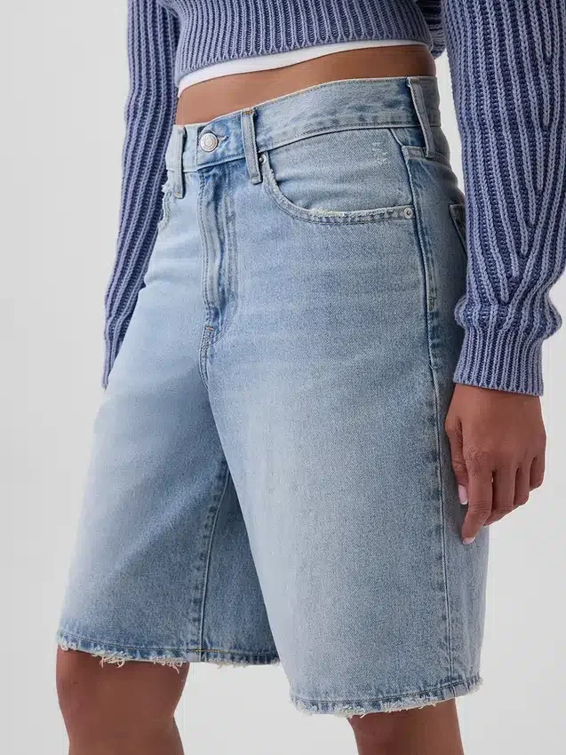 11" långa jeansshorts med medelhög midja