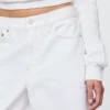 11" långa jeansshorts med medelhög midja