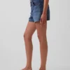 3,5" hög midja, avslappnade raka jeansshorts