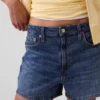 3,5" hög midja, avslappnade raka jeansshorts
