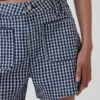 3,5" höga, avslappnade raka jeansshorts i gingham