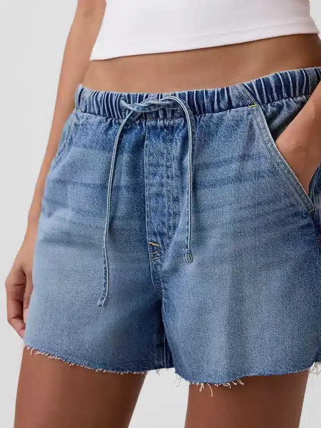 3,5” Lågt sittande, bekväma jeansshorts