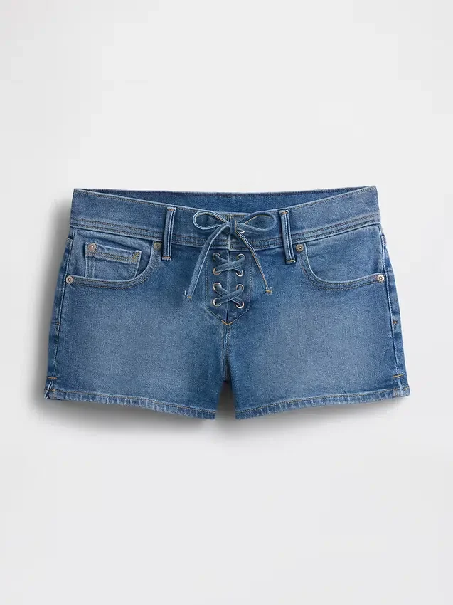 3" lågmidjade denimshorts med snörning