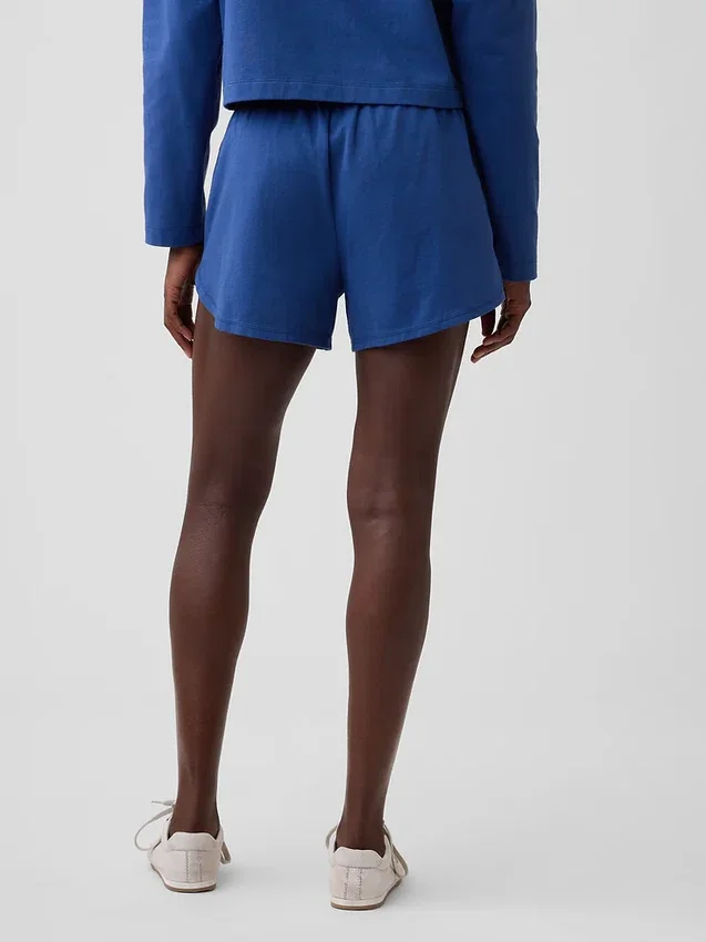 3" stickade shorts med delfinmönster