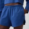 3" stickade shorts med delfinmönster