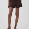4" Shorts i linneblandning med medelhög midja