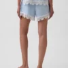 4" Shorts i linneblandning med spetskant och medelhög midja