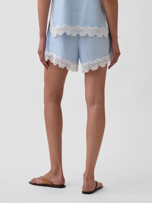 4" Shorts i linneblandning med spetskant och medelhög midja