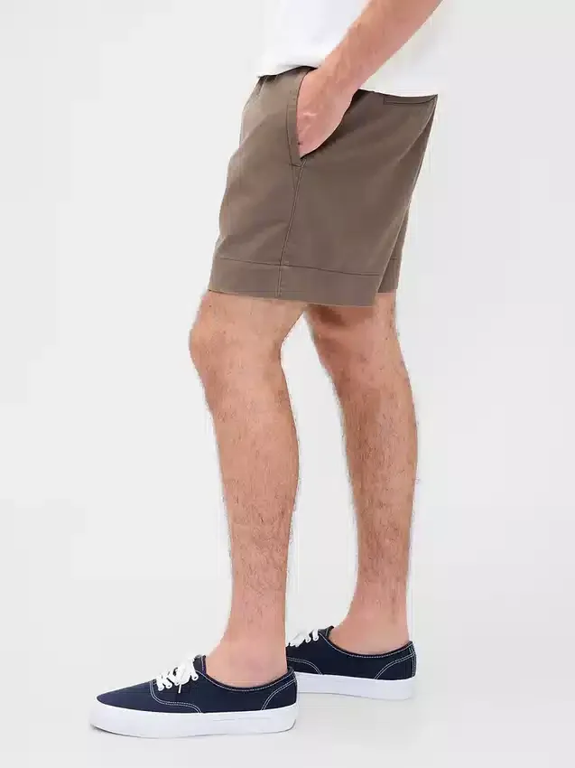 5,5" avslappnade shorts i linneblandning