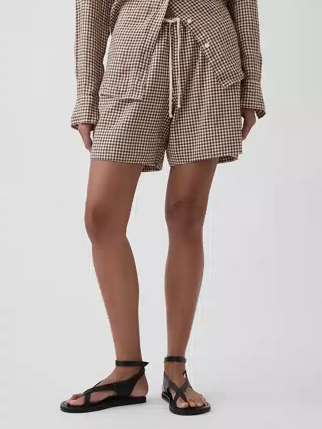6" bekväma shorts i linneblandning