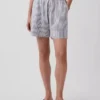 6" bekväma shorts i linneblandning