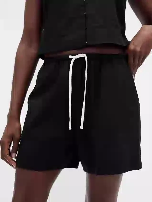 6" bekväma shorts i linneblandning