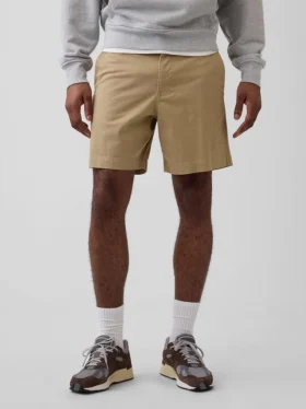 7″ avslappnade shorts