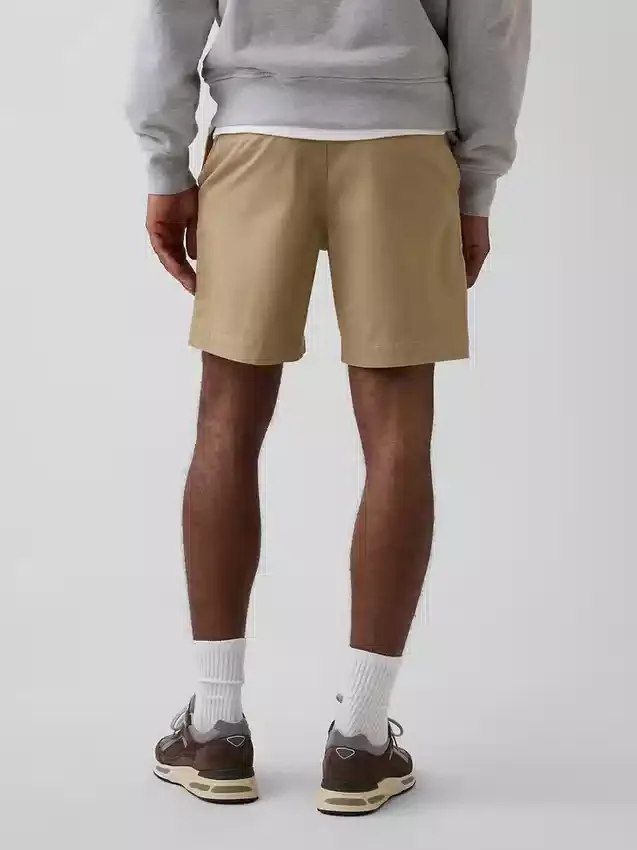 7" avslappnade shorts