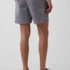 7" avslappnade shorts