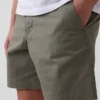 7" avslappnade shorts