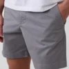 7" avslappnade shorts