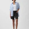 8" Bermudashorts i denim med medelhög midja och lös passform