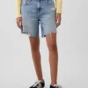 8" Bermudashorts i denim med medelhög midja och lös passform