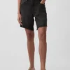 8" Bermudashorts i denim med medelhög midja och lös passform