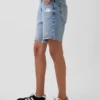 8" Bermudashorts i denim med medelhög midja och lös passform