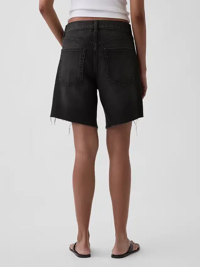 8" Bermudashorts i denim med medelhög midja och lös passform