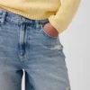 8" Bermudashorts i denim med medelhög midja och lös passform