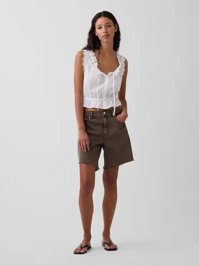 8" Bermudashorts i denim med medelhög midja och lös passform