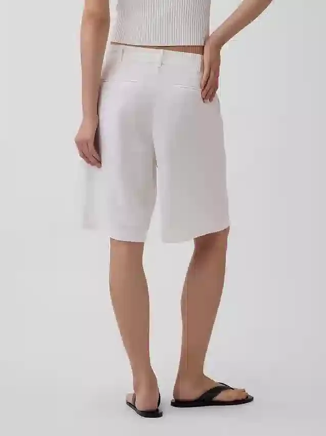9" lågmidjade shorts i linneblandning