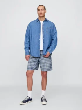90-talsinspirerade, lösa jeansshorts i rutmönster