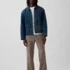 90-talsinspirerade, lösa snickarjeans med dubbla knän