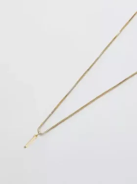 Admiral Row guldhalsband med elegant initial