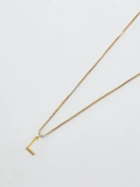 Admiral Row guldhalsband med elegant initial