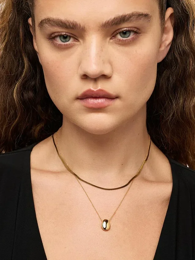 Ana Luisa guldhalsband med mini-stenhänge