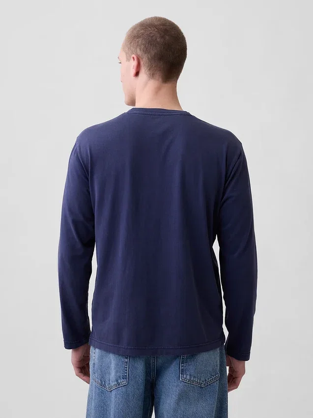 Avslappnad Henley-T-shirt