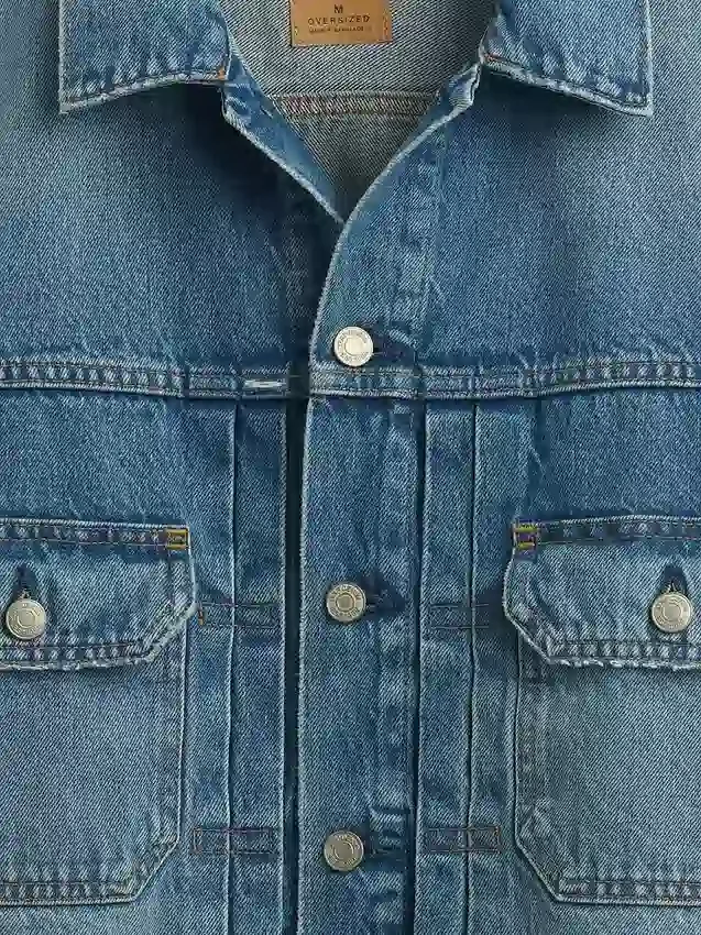 Avslappnad ikonisk jeansjacka