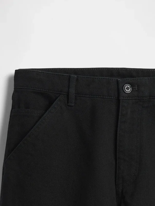 Avslappnade raka khakibyxor i utility-stil