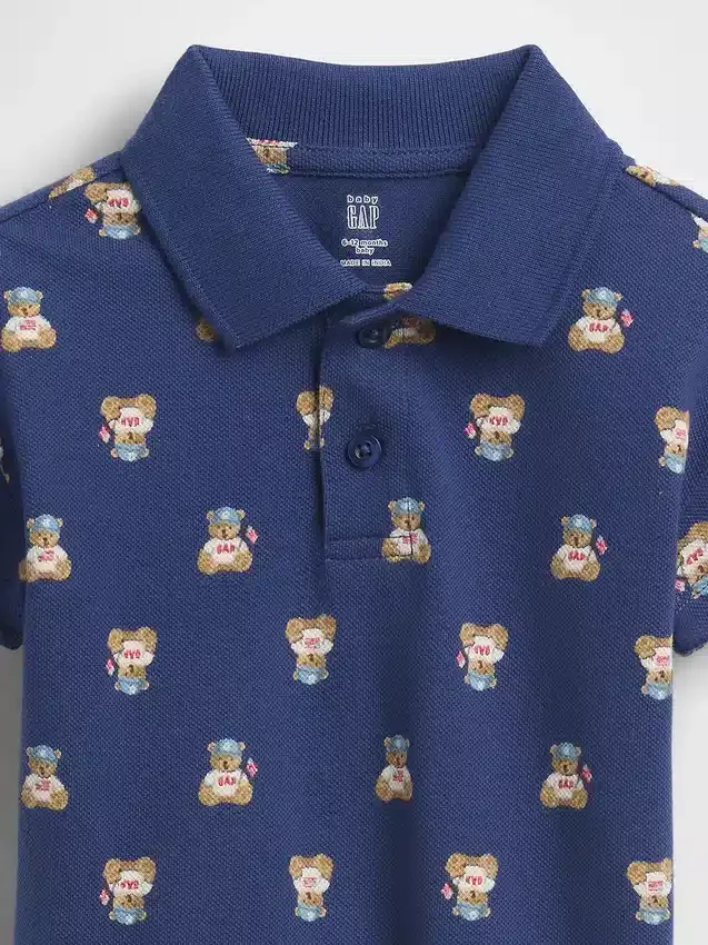 Baby Brannan Bear-klädset med pikétröja och shorts