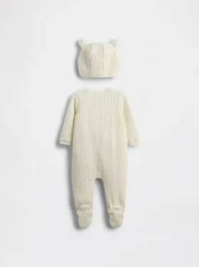 Baby First Favorites-klädset med korsad öppning