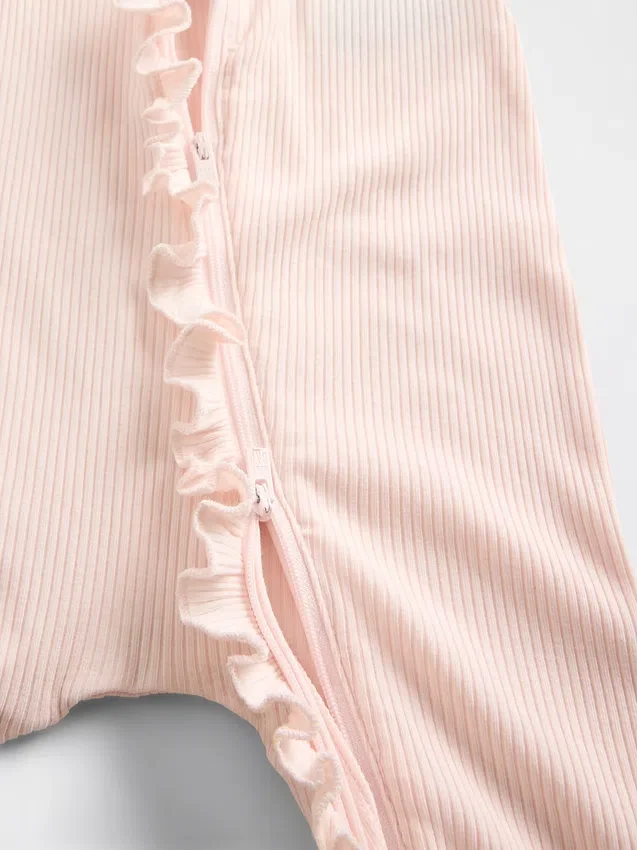 Baby First Favorites Tinyrib-heldress med fötter