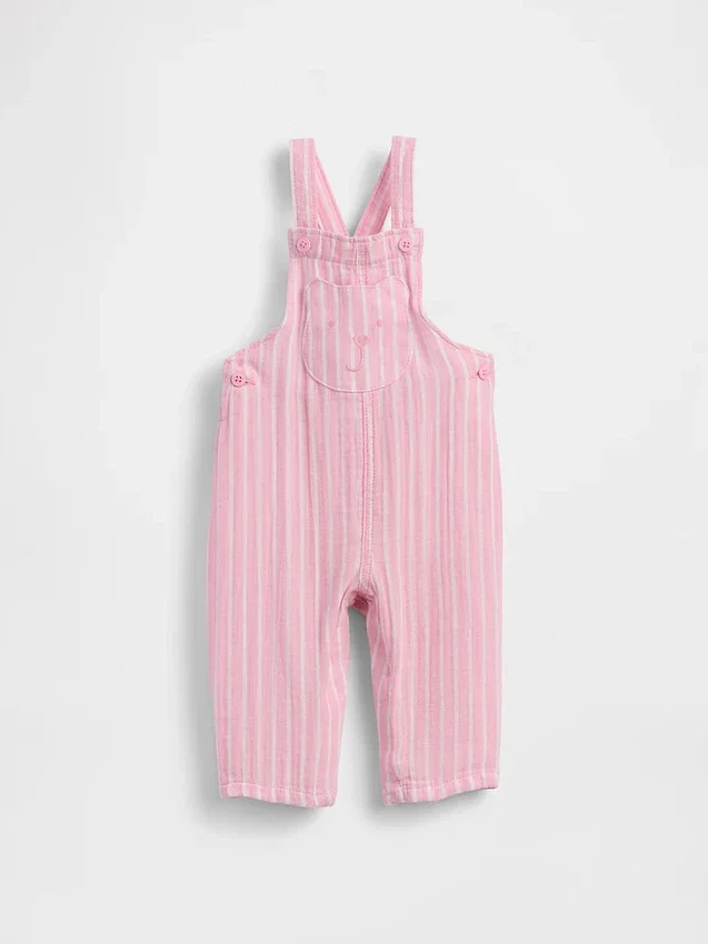 Babyoverall i bomullsgasväv med Brannan Bear