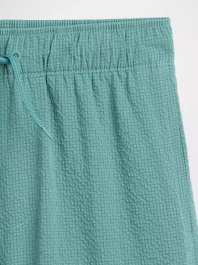 Badshorts i seersucker för barn, 5"