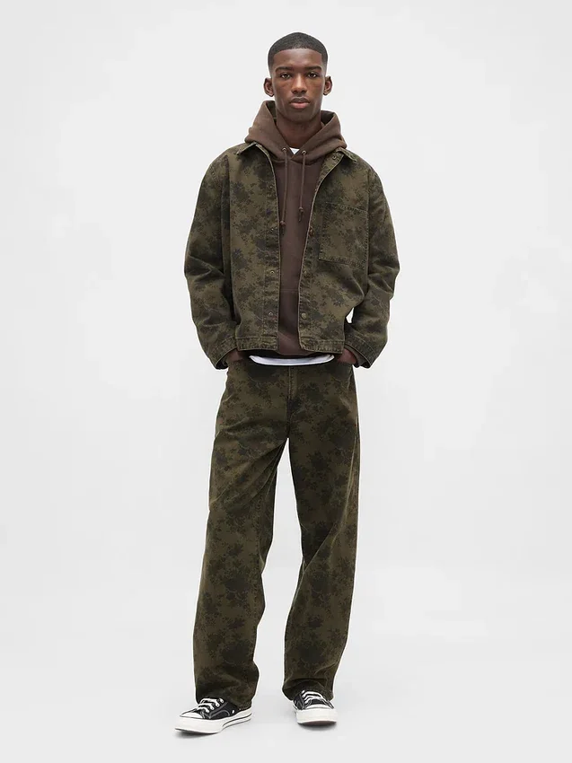 Baggy-Jeans i blommigt canvas