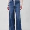 Baggy-Jeans i stickat med medelhög midja