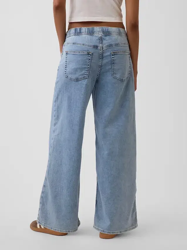 Baggy-Jeans i stickat med medelhög midja
